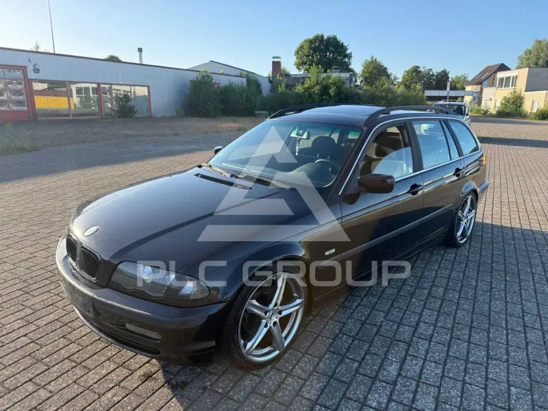 2000 BMW 320