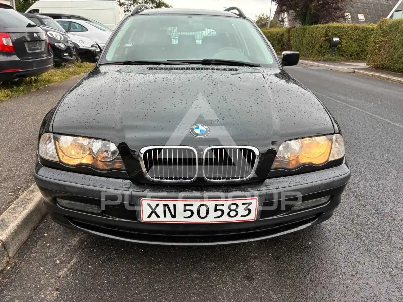 2000 BMW 330