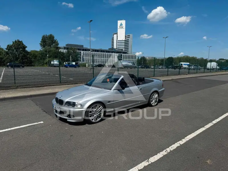 2000 BMW 330