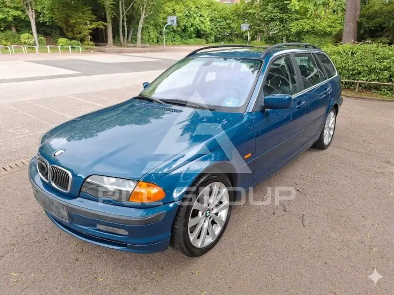 2000 BMW 330