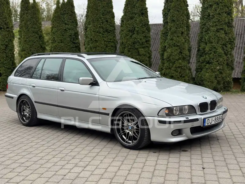 2000 BMW 540