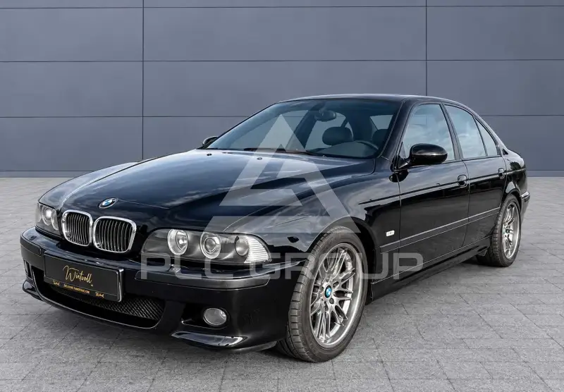 2000 BMW M5