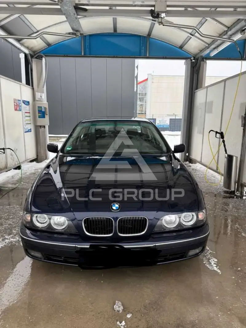 2000 BMW 520