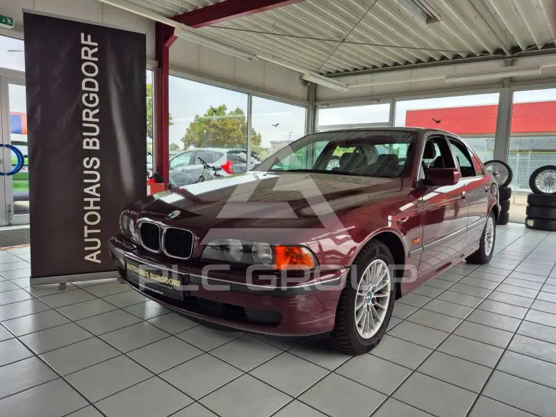 2000 BMW 520