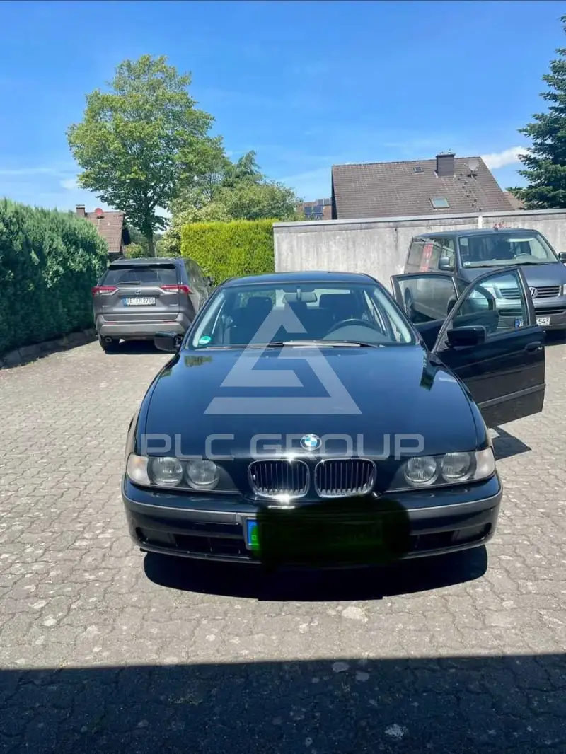 2000 BMW 520