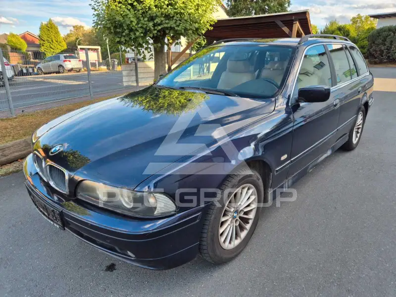 2000 BMW 520