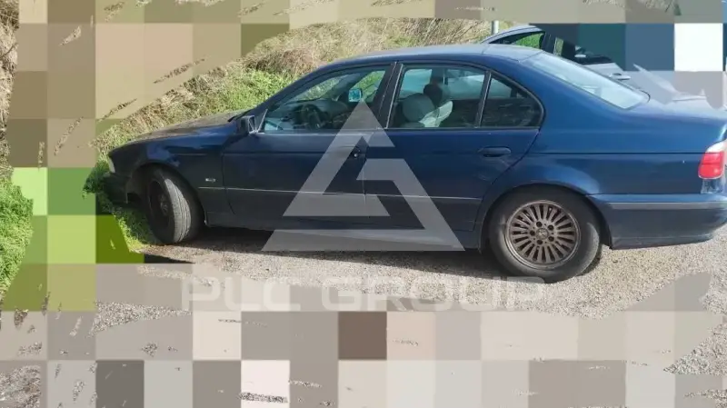 2000 BMW 520