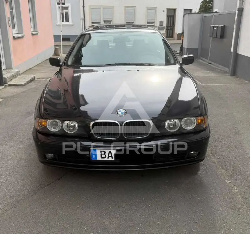 2000 BMW 520