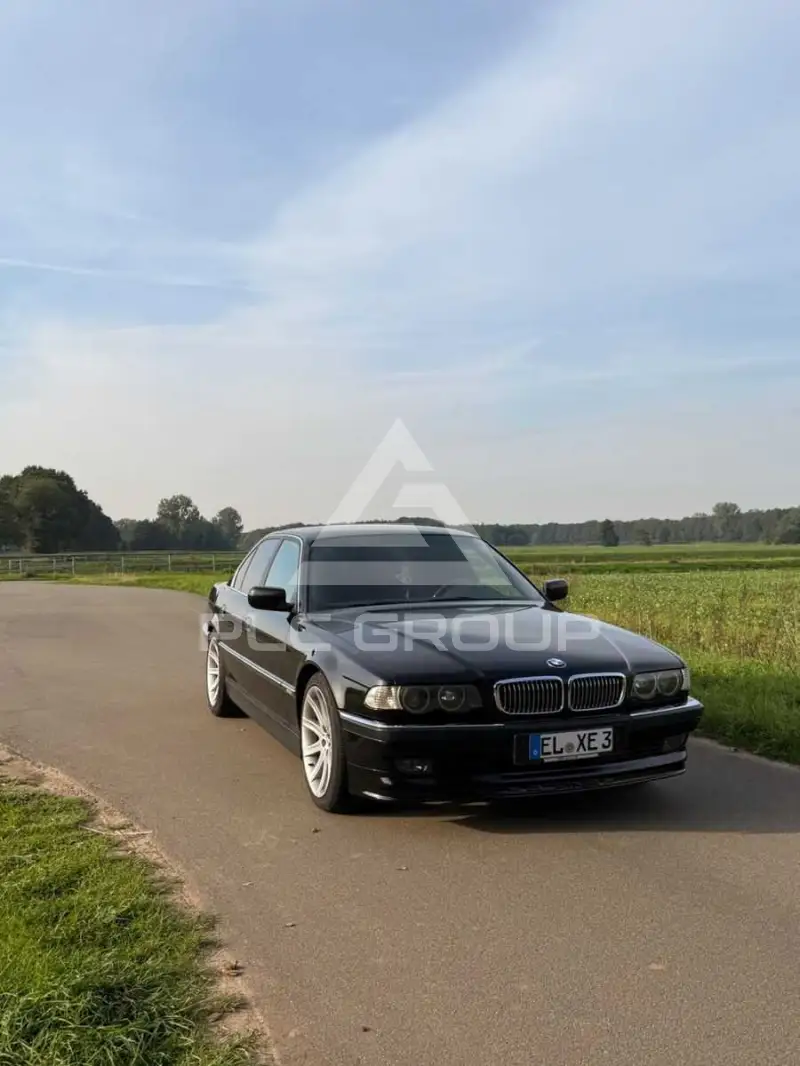 2000 BMW 730