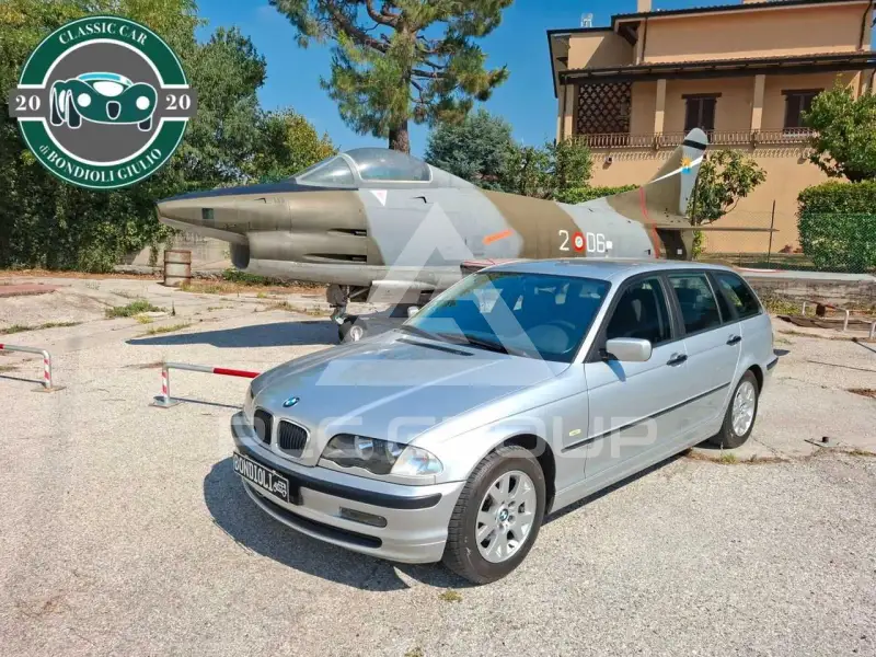 2000 BMW 318