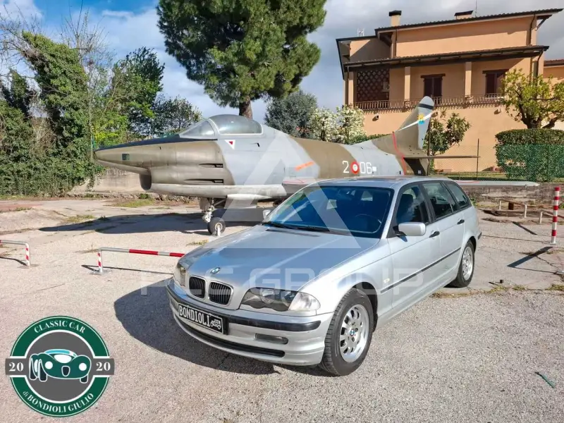 2000 BMW 318