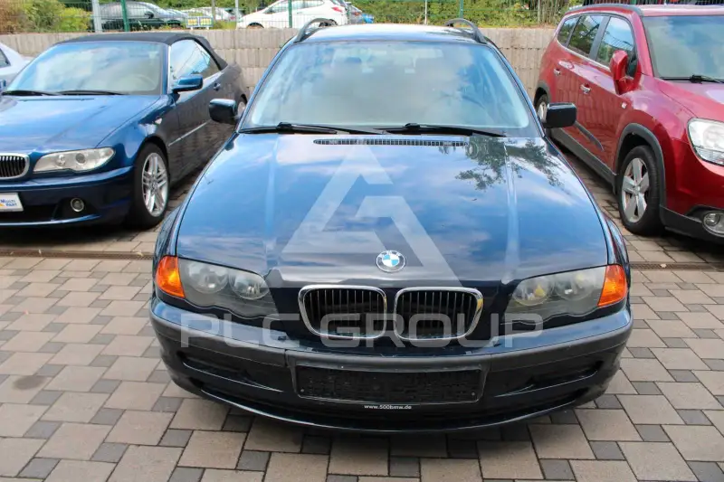 2000 BMW 318