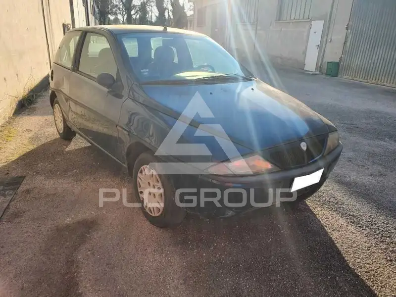 2000 Lancia 