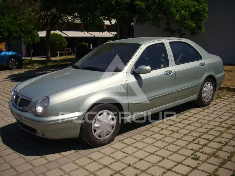 2000 Lancia Lybra