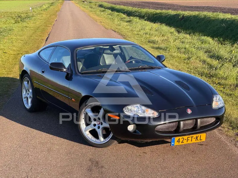 2000 Jaguar XKR