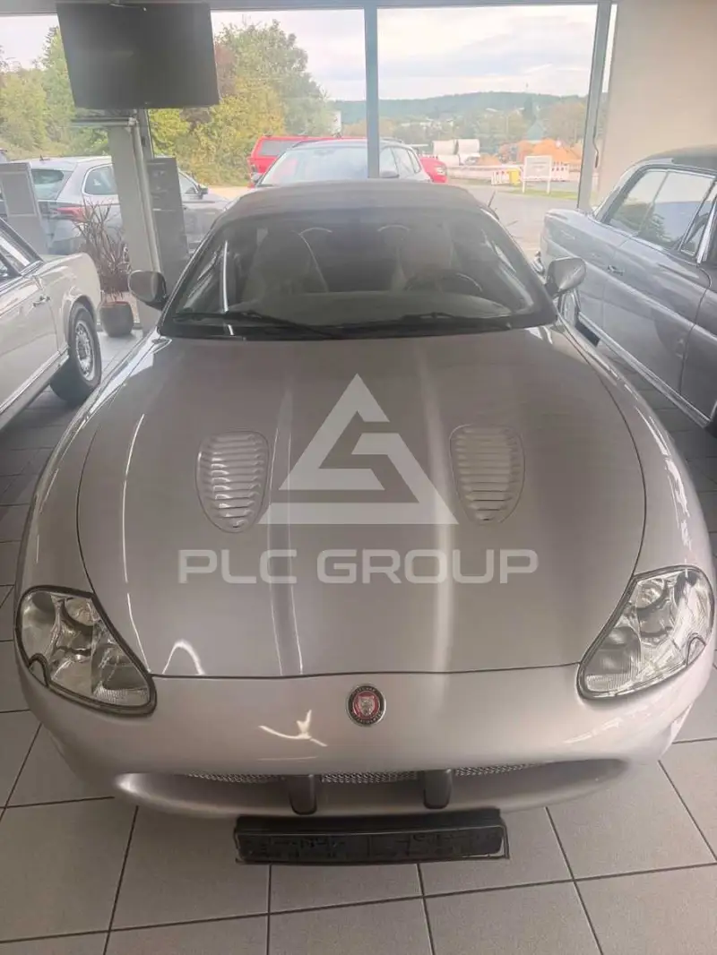 2000 Jaguar XKR