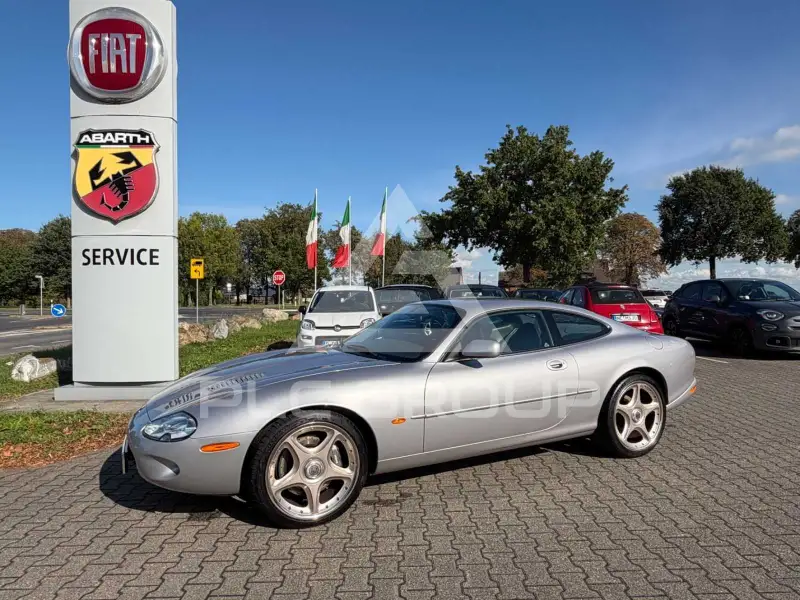2000 Jaguar XKR
