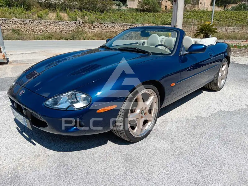 2000 Jaguar XK