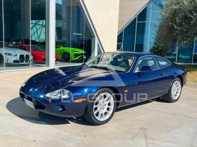 2000 Jaguar XK