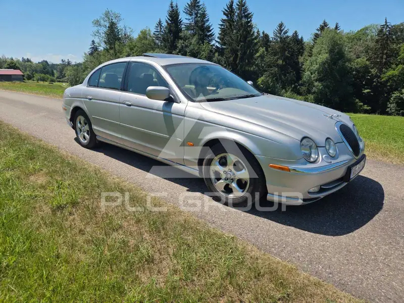 2000 Jaguar S-TYPE