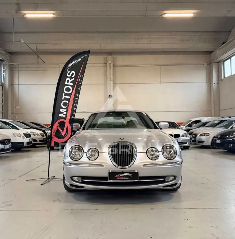 2000 Jaguar S-TYPE