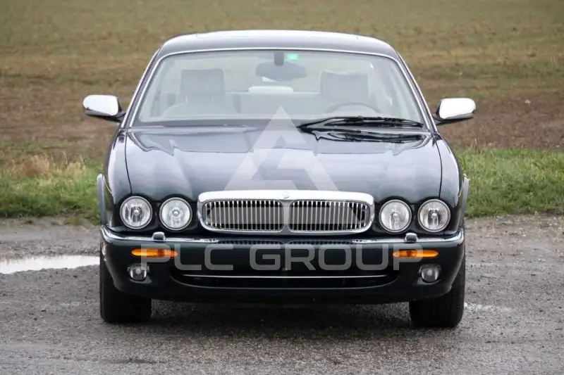 2000 Jaguar Daimler