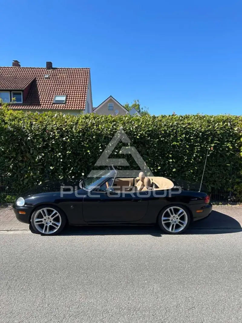 2000 Mazda MX-5