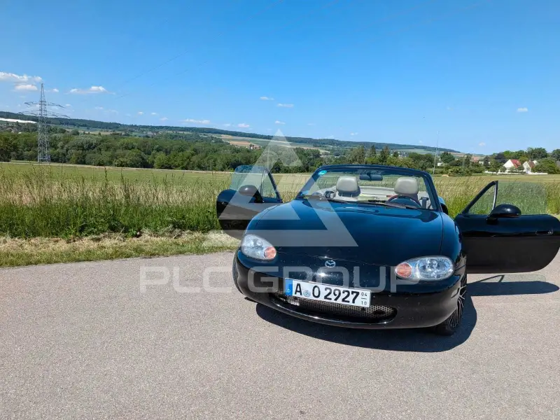 2000 Mazda MX-5