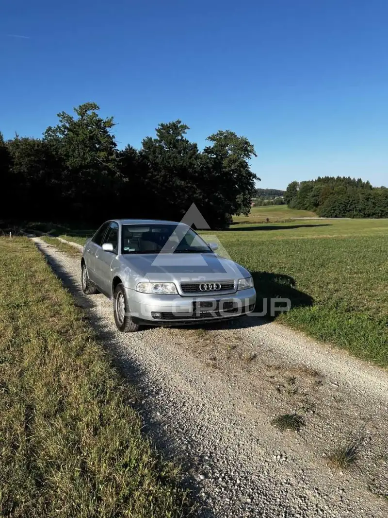 2000 Audi A4