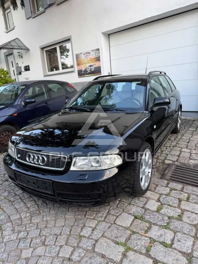 2000 Audi S4