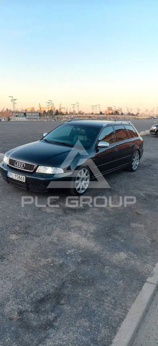 2000 Audi S4