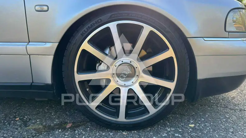 2000 Audi A8