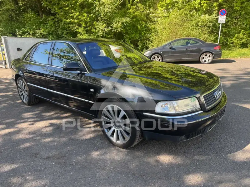2000 Audi A8