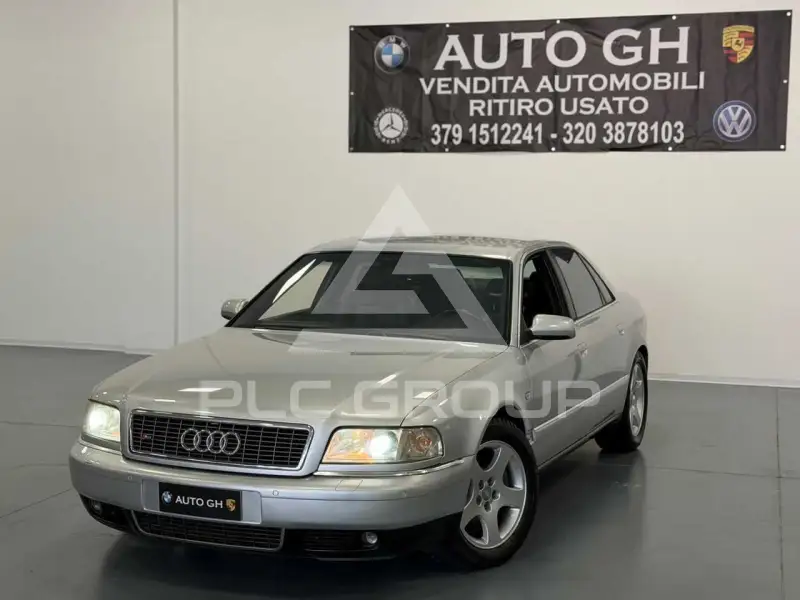 2000 Audi A8