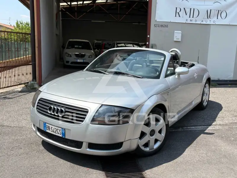 2000 Audi TT