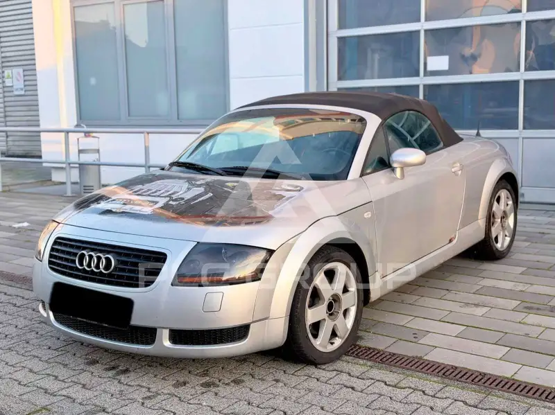 2000 Audi TT