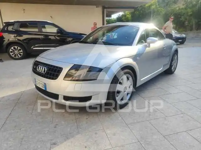 2000 Audi TT