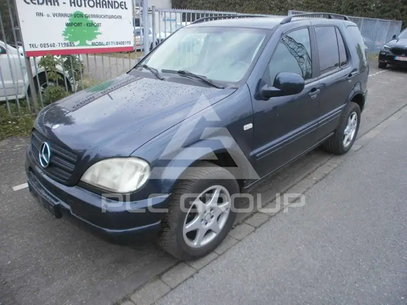 2000 Mercedes Benz ML 320