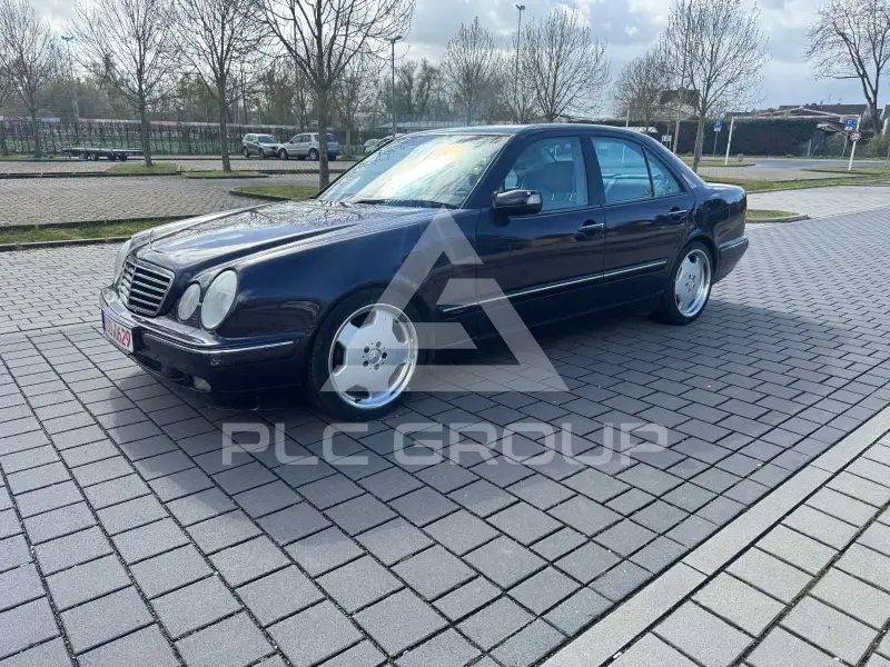 2000 Mercedes Benz E 320