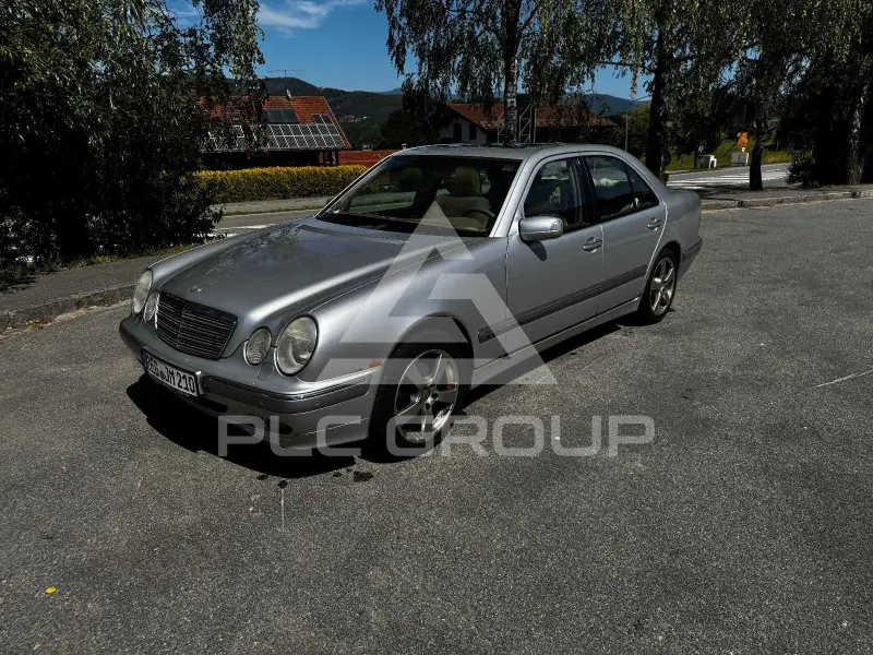 2000 Mercedes Benz E 320