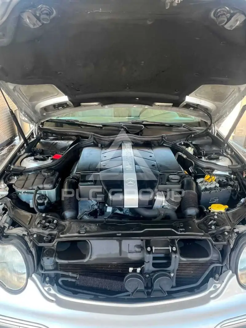 2000 Mercedes Benz 240