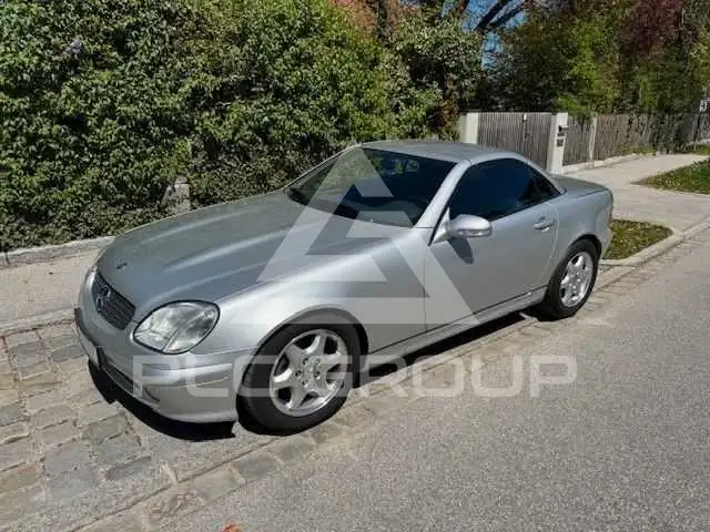 2000 Mercedes Benz SLK 200