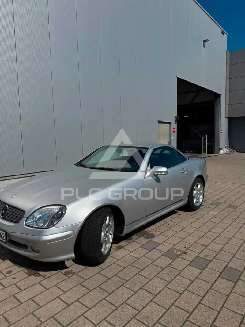 2000 Mercedes Benz SLK 200