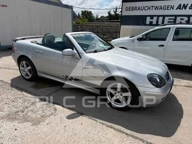 2000 Mercedes Benz SLK 200