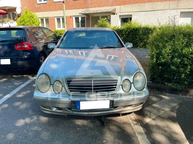 2000 Mercedes Benz CLK 200