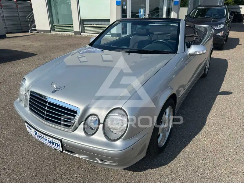 2000 Mercedes Benz CLK 200