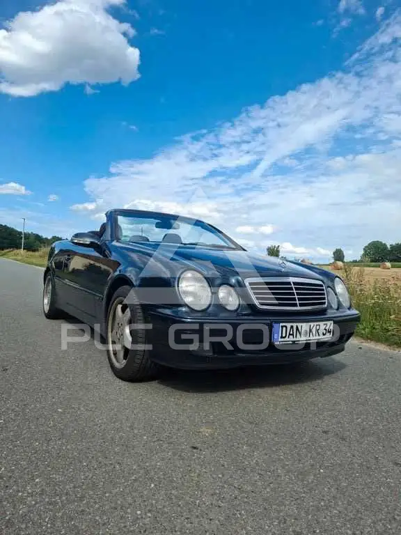 2000 Mercedes Benz CLK 200