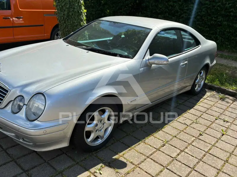 2000 Mercedes Benz CLK 200