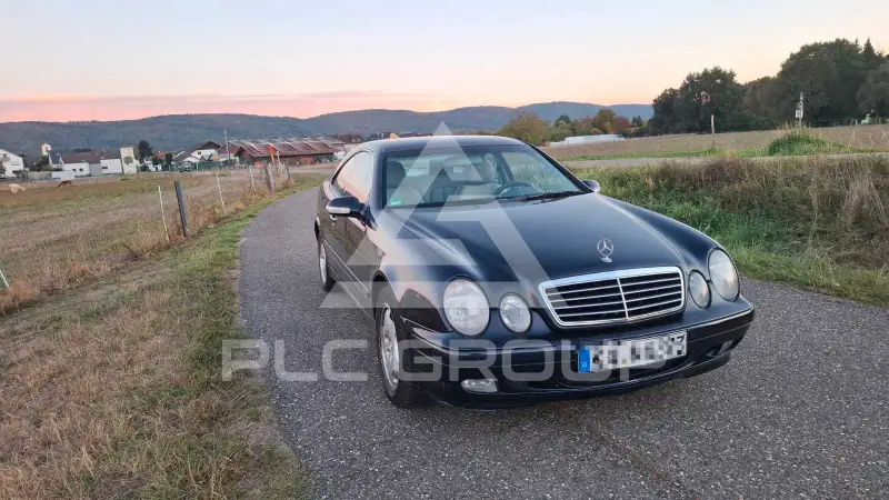 2000 Mercedes Benz CLK 200
