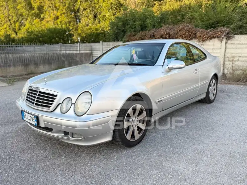2000 Mercedes Benz CLK 200